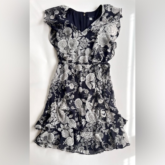 Tommy Hilfiger Women's Floral Print Fit & Flare Dress Blue Size 4 - Picture 4 of 13